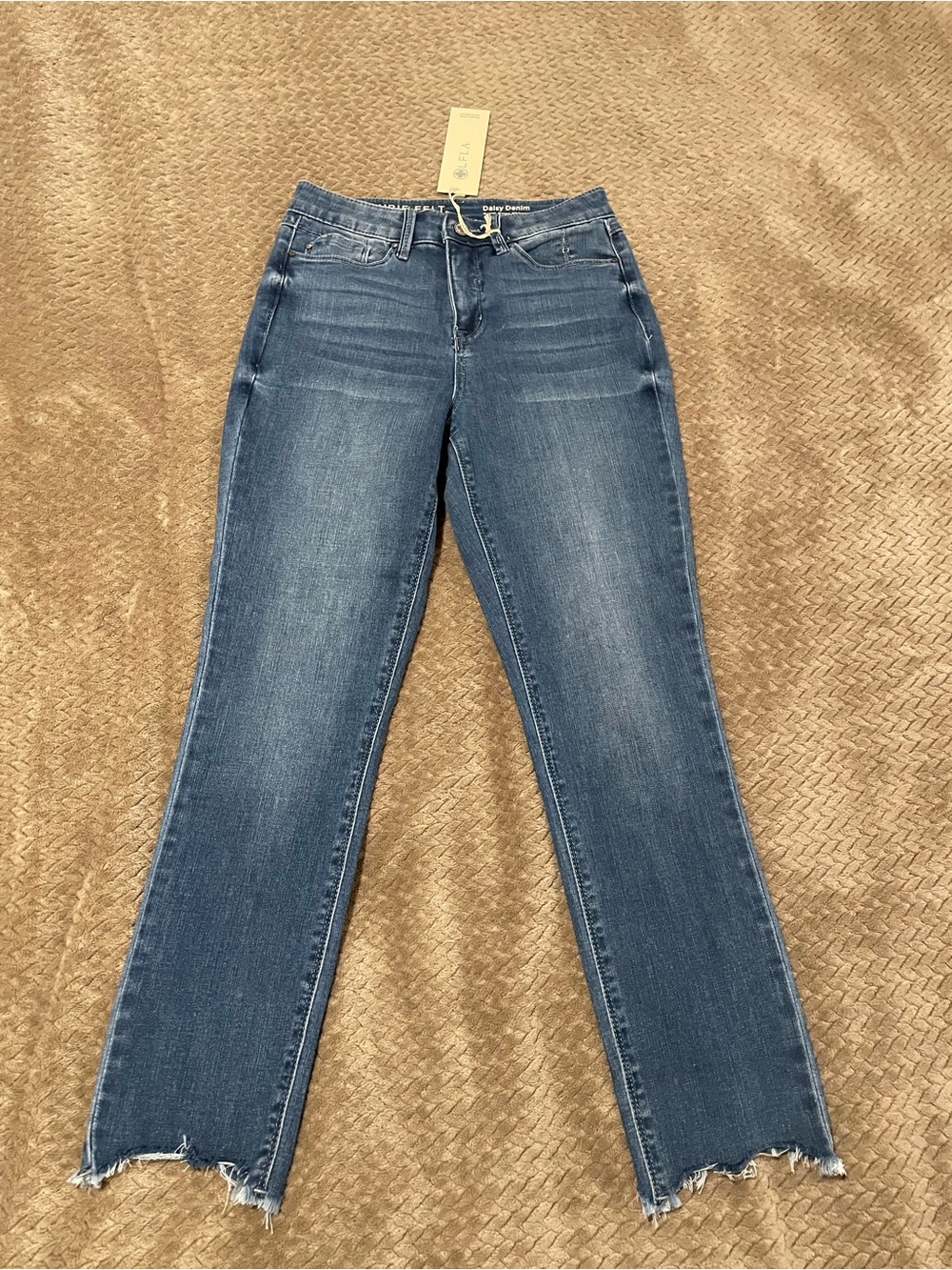 Laurie Felt Daisy Denim Cropped Jeans